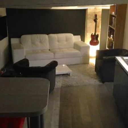 Anael's Flat